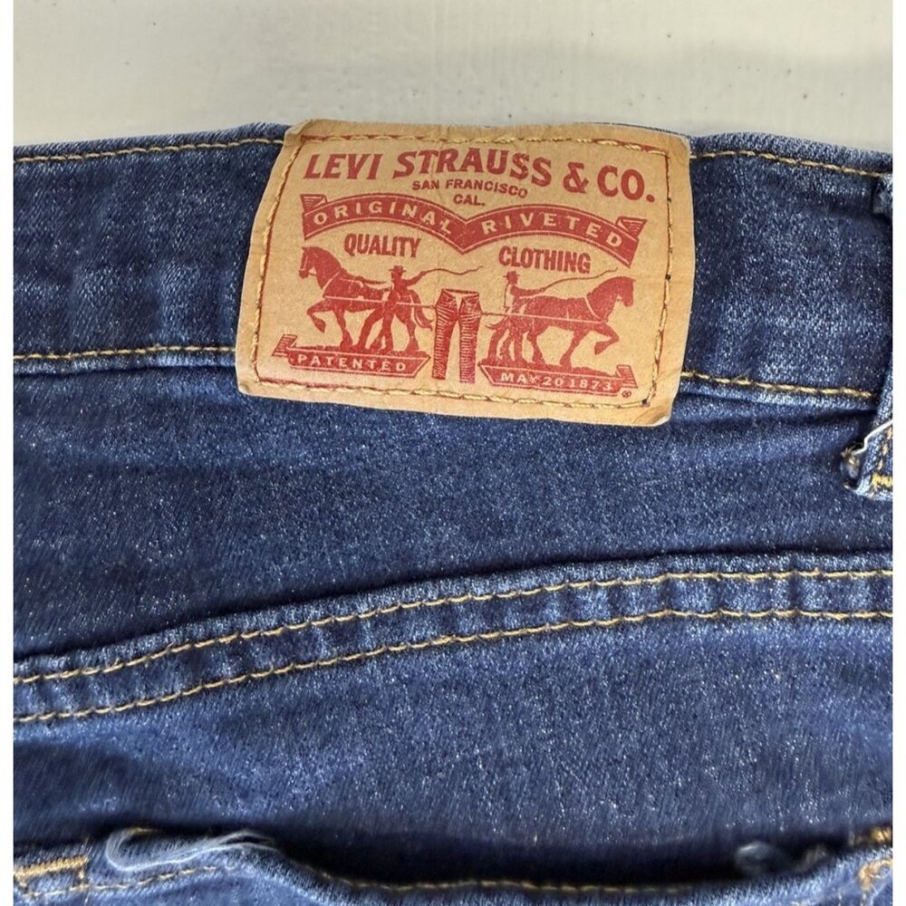Levis Bermuda Shorts Womens 27 (27x10) Mid Rise Medium Wash Blue Denim - Picture 11 of 16